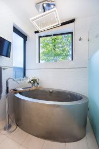 Modern Home on Lake Washington Bathroom