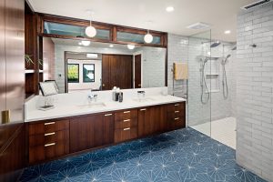 Mid-Century modern bathroom