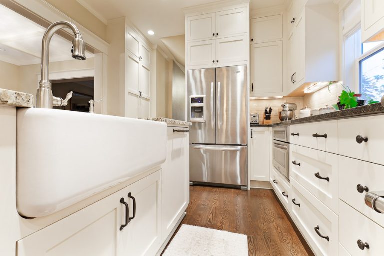 Modern kitchen