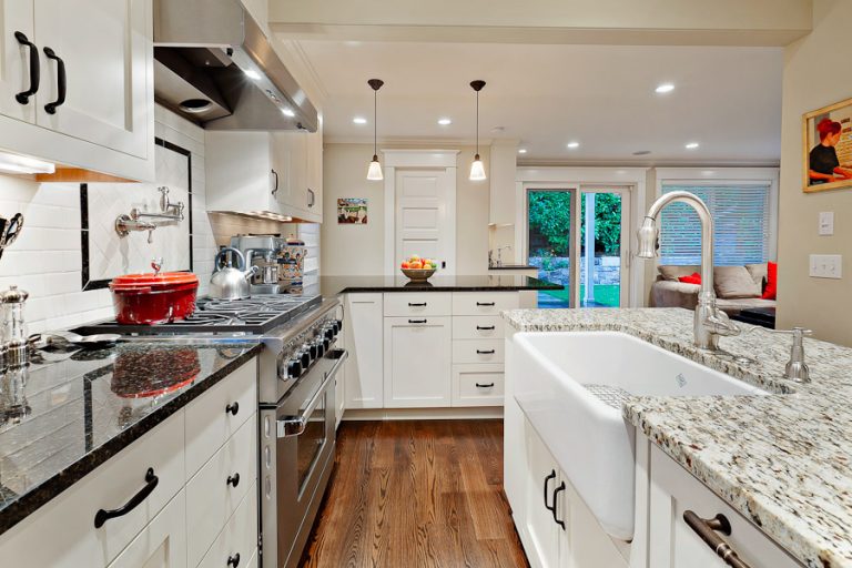 Modern kitchen