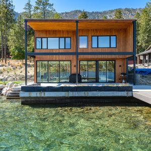 lake chelan contemporary home